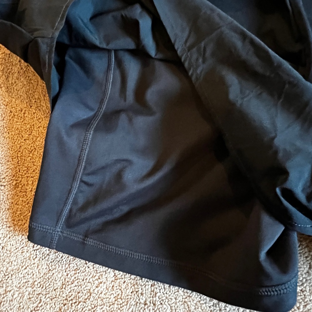 Blogilates Shorts - Picture 6 of 6